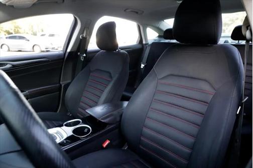 2013 Ford Fusion Hybrid SE Hybrid
