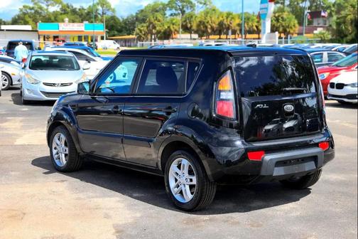 2011 Kia Soul +