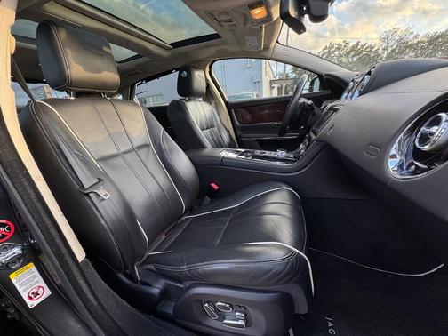 2011 Jaguar XJ L Supercharged