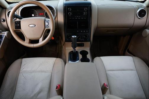 2010 Ford Explorer XLT