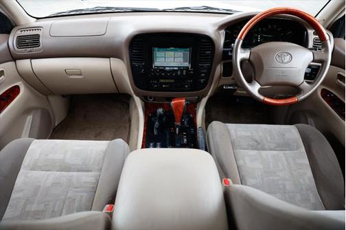 1998 Toyota Land Cruiser Base