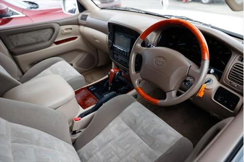 1998 Toyota Land Cruiser Base
