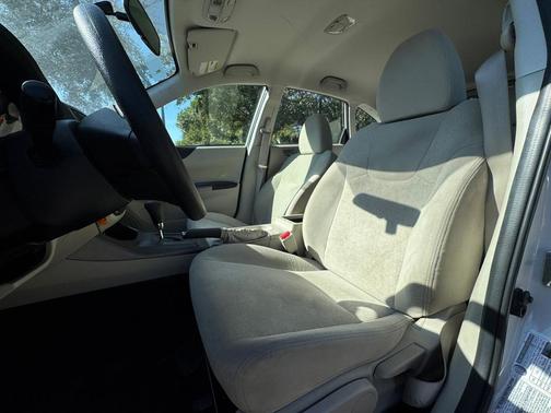 2011 Subaru Impreza 2.5 i