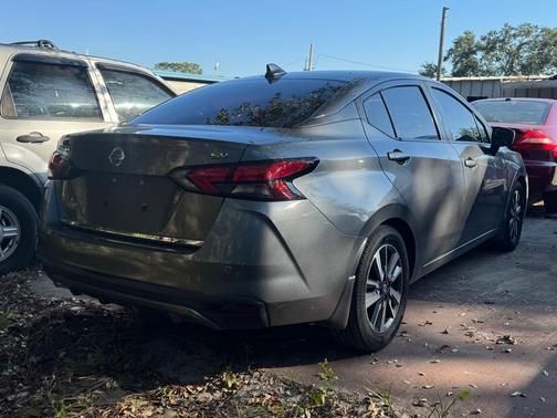2020 Nissan Versa 1.6 SV