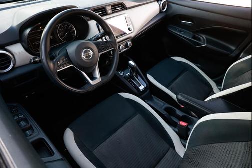 2020 Nissan Versa 1.6 SV
