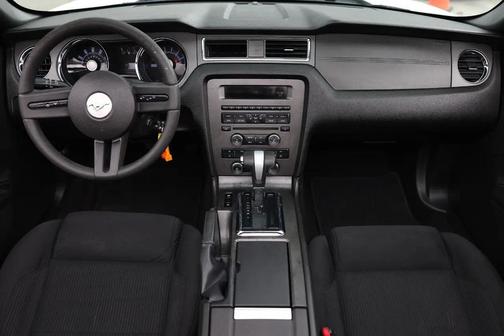 2010 Ford Mustang Premium