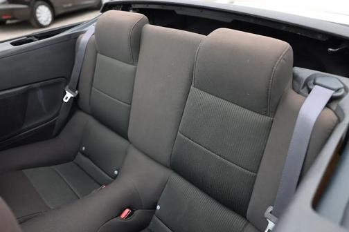 2010 Ford Mustang Premium