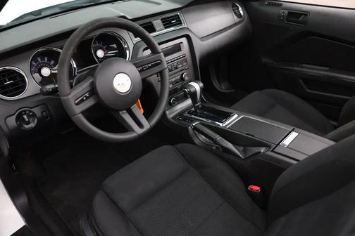 2010 Ford Mustang Premium