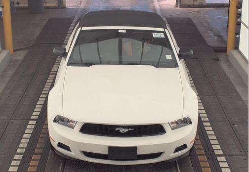 2010 Ford Mustang Premium