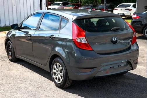 2012 Hyundai Accent GLS