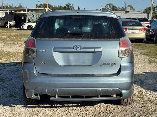 2005 Toyota Matrix XR