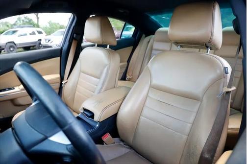 2011 Dodge Charger Base