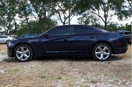 2011 Dodge Charger Base