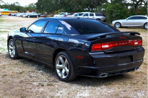 2011 Dodge Charger Base
