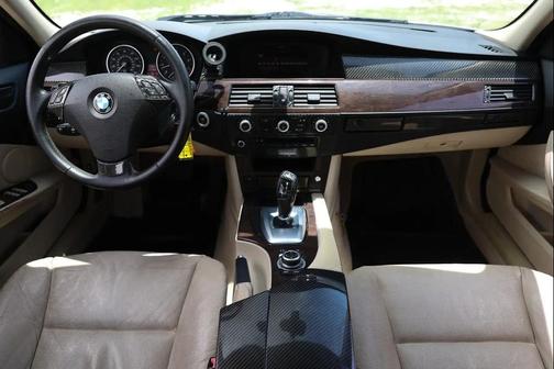 SILVER 2010 BMW 528 4DR SEDAN RWD