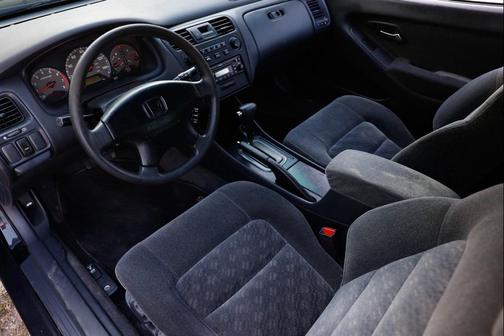 2001 Honda Accord 2.3 LX