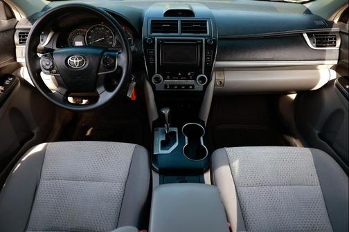 2013 Toyota Camry LE