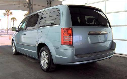 2010 Chrysler Town & Country Touring
