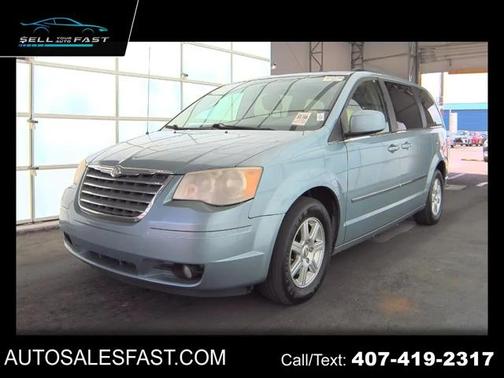 2010 Chrysler Town & Country Touring