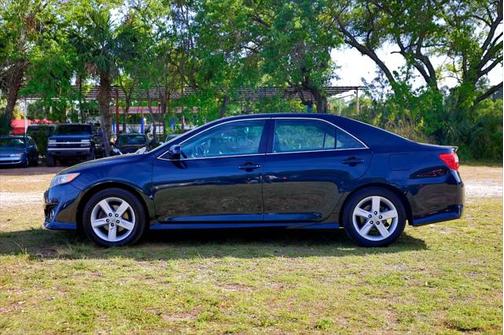 2013 Toyota Camry SE