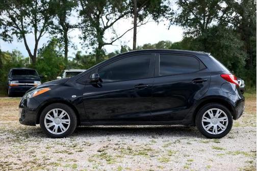 2014 Mazda Mazda2 Sport