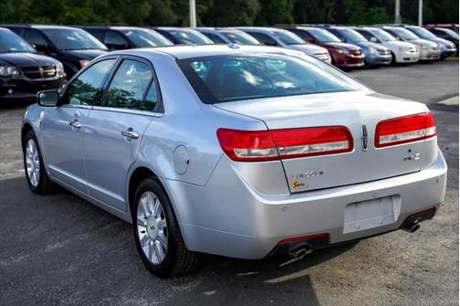 2012 Lincoln MKZ Base