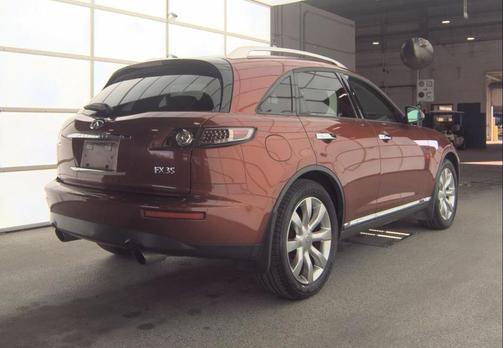 2006 INFINITI FX35 Base