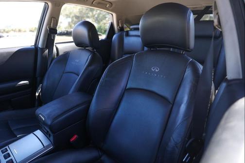 2006 INFINITI FX35 Base