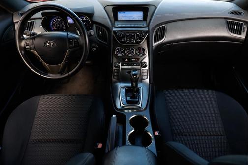 2015 Hyundai Genesis Coupe 3.8 Base