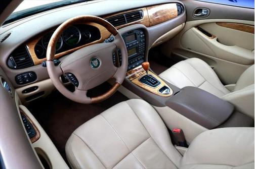2005 Jaguar S-Type 4.2L V8