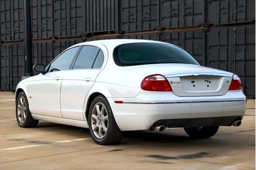 2005 Jaguar S-Type 4.2L V8