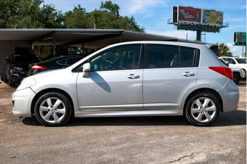 2012 Nissan Versa 1.8 SL
