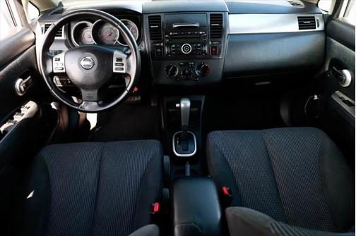 2012 Nissan Versa 1.8 SL