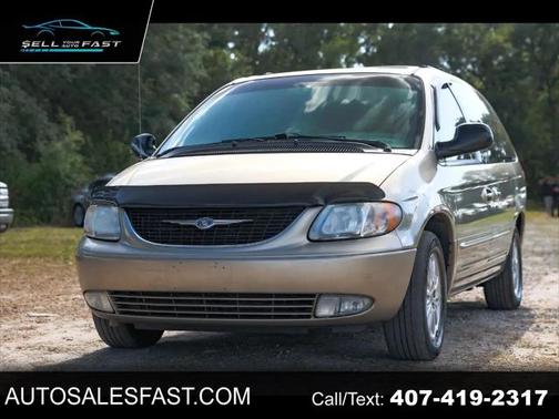 2004 Chrysler Town & Country Touring