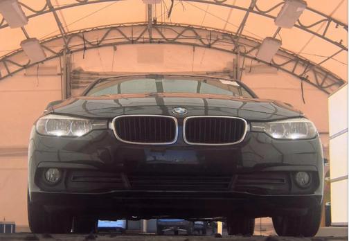 BLACK 2017 BMW 320 i
