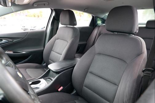 2017 Chevrolet Malibu 1LS