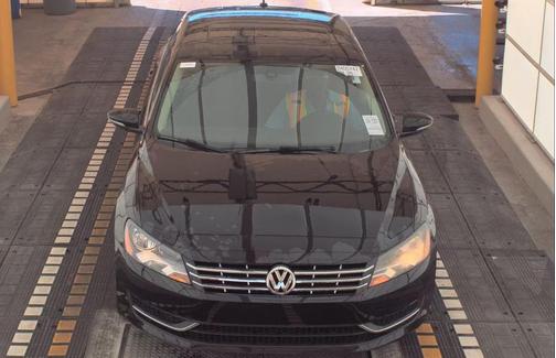 2012 Volkswagen Passat 2.5 SE