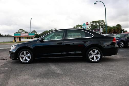 2012 Volkswagen Passat 2.5 SE