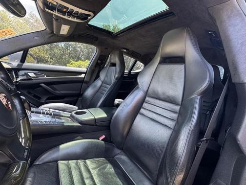 Basalt Black Metallic 2010 Porsche Panamera Turbo