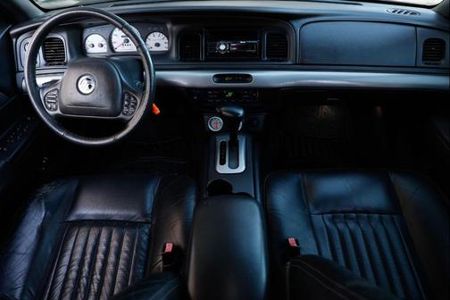 2003 Mercury Marauder 