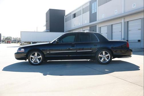 2003 Mercury Marauder 