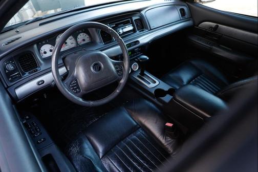 2003 Mercury Marauder 