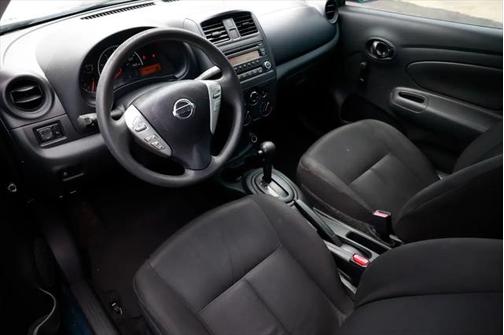 2017 Nissan Versa 1.6 S+
