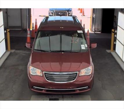 2016 Chrysler Town & Country Touring