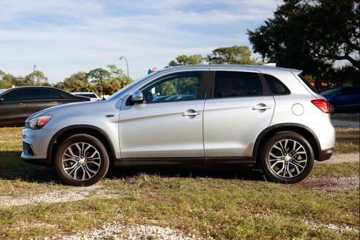 2017 Mitsubishi Outlander Sport 2.4 SE