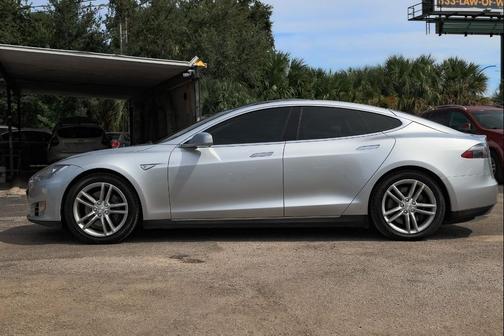 2013 Tesla Model S 