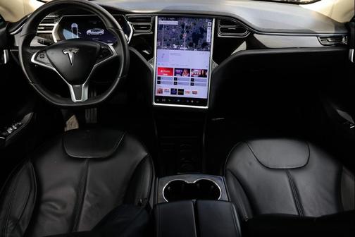 2013 Tesla Model S 