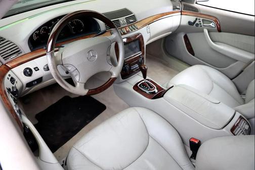 2001 Mercedes-Benz S-Class S500
