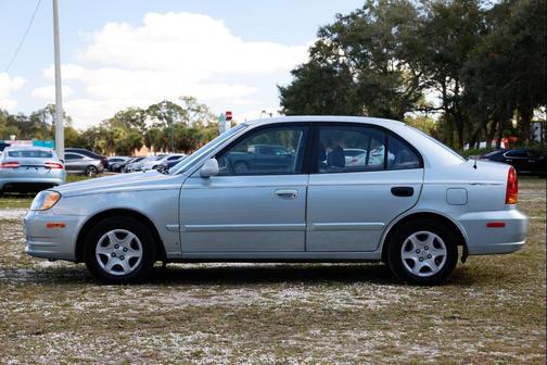2005 Hyundai Accent GLS