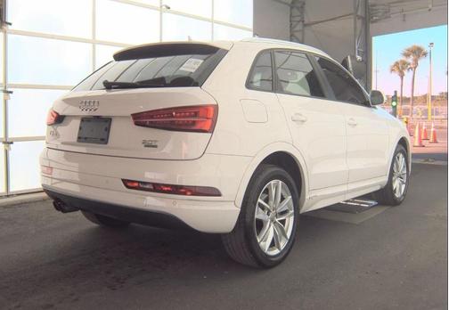 2017 Audi Q3 2.0T Premium